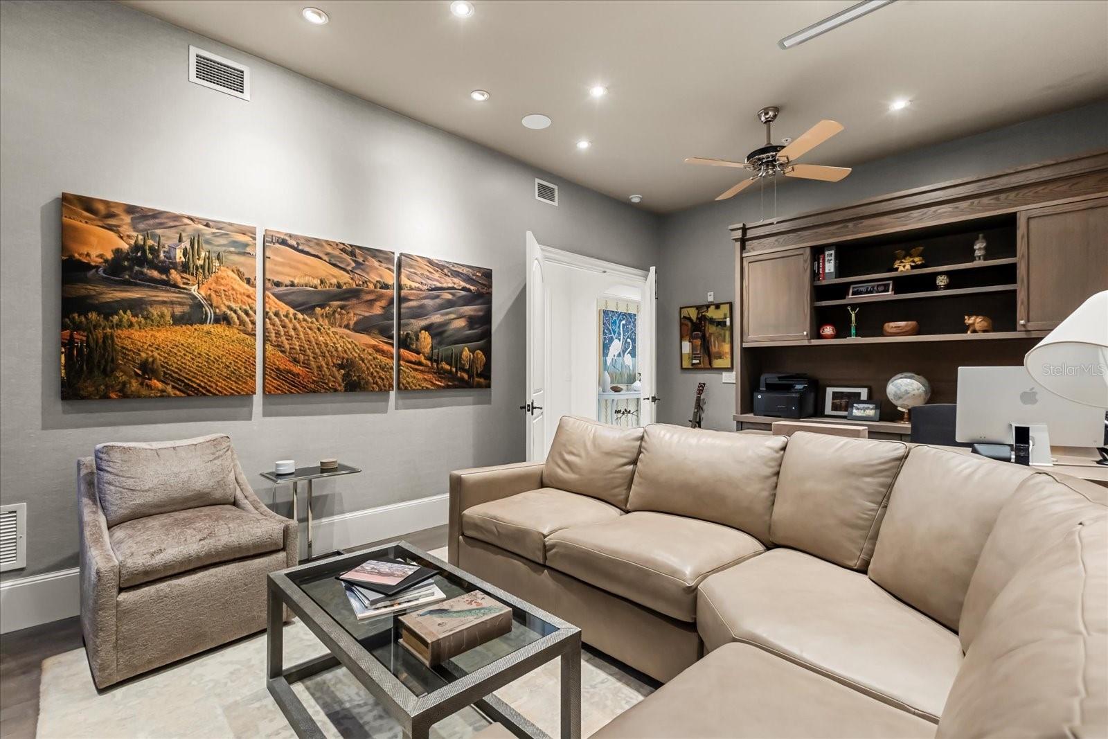 TROVILLION CONDO - Residential