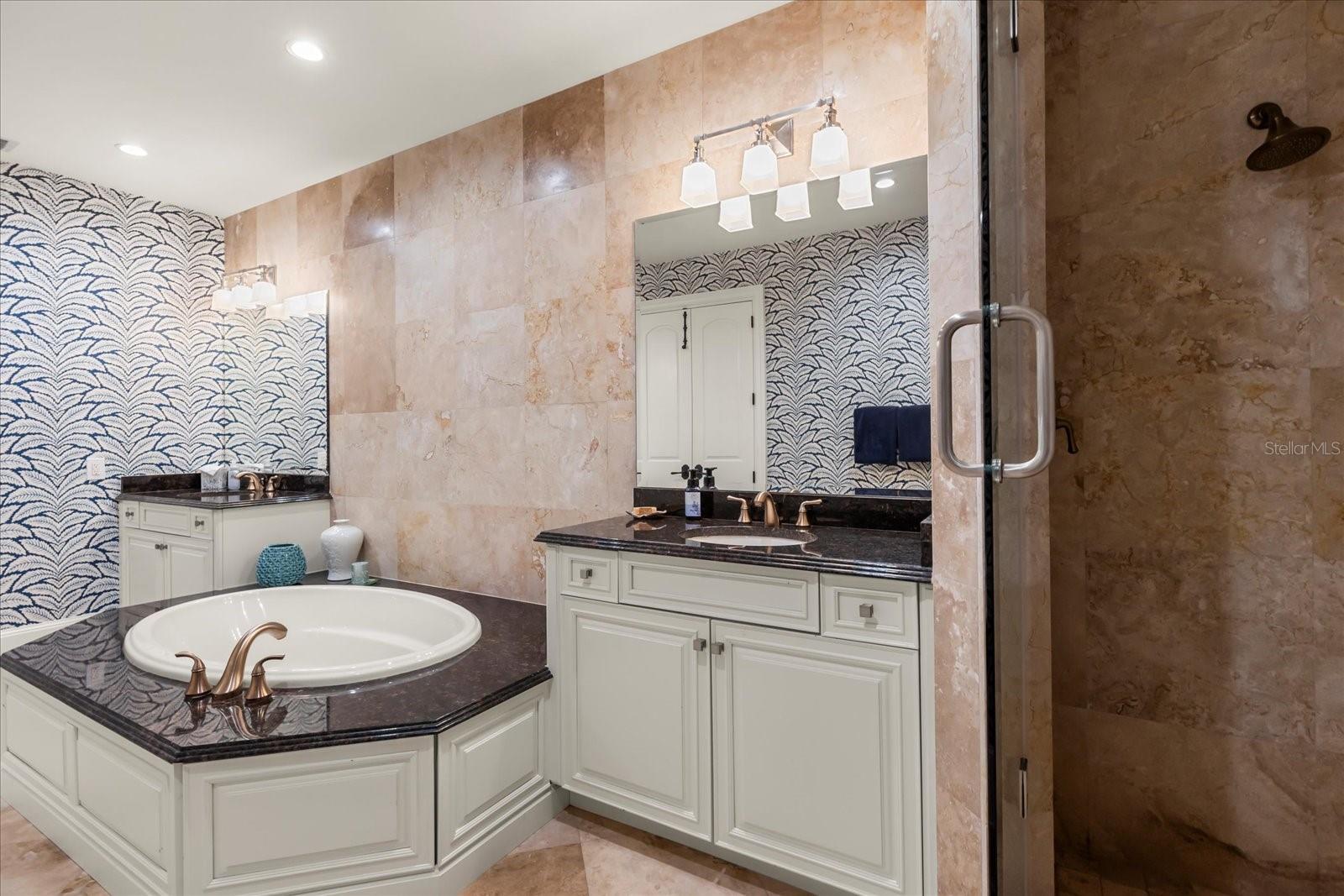 TROVILLION CONDO - Residential