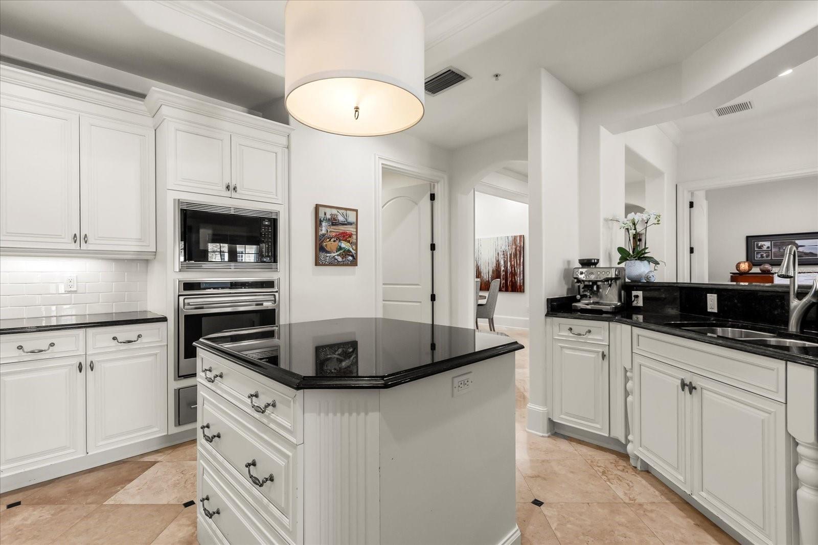 TROVILLION CONDO - Residential