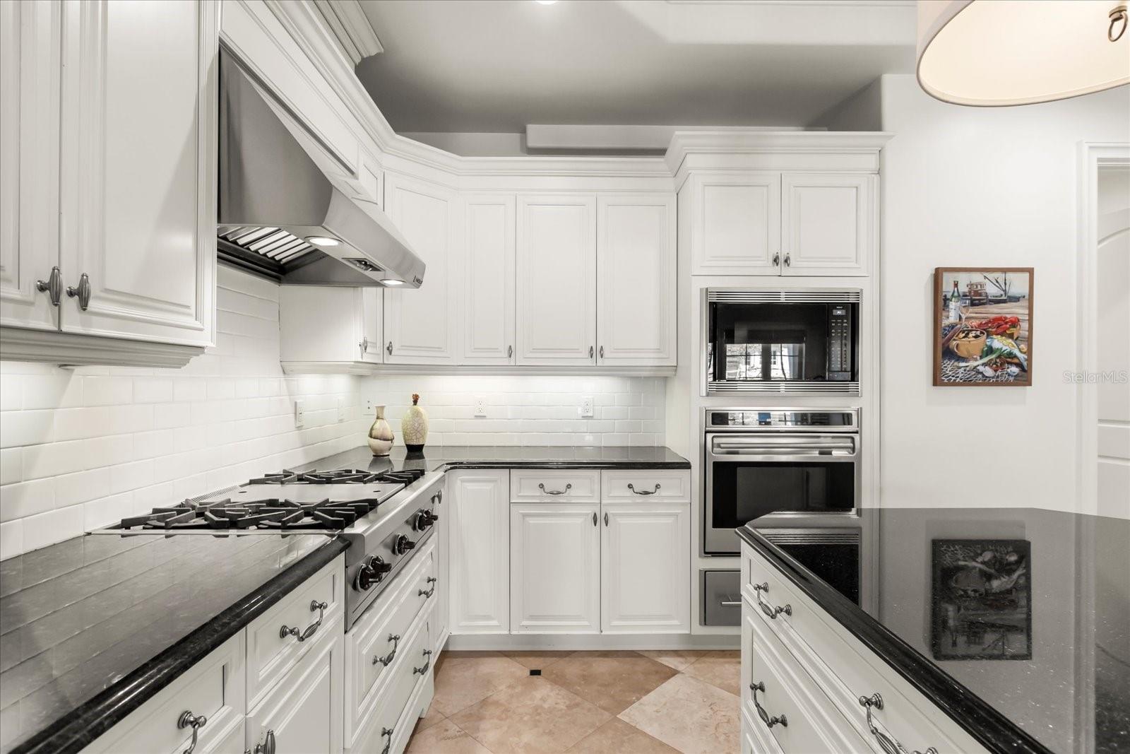 TROVILLION CONDO - Residential