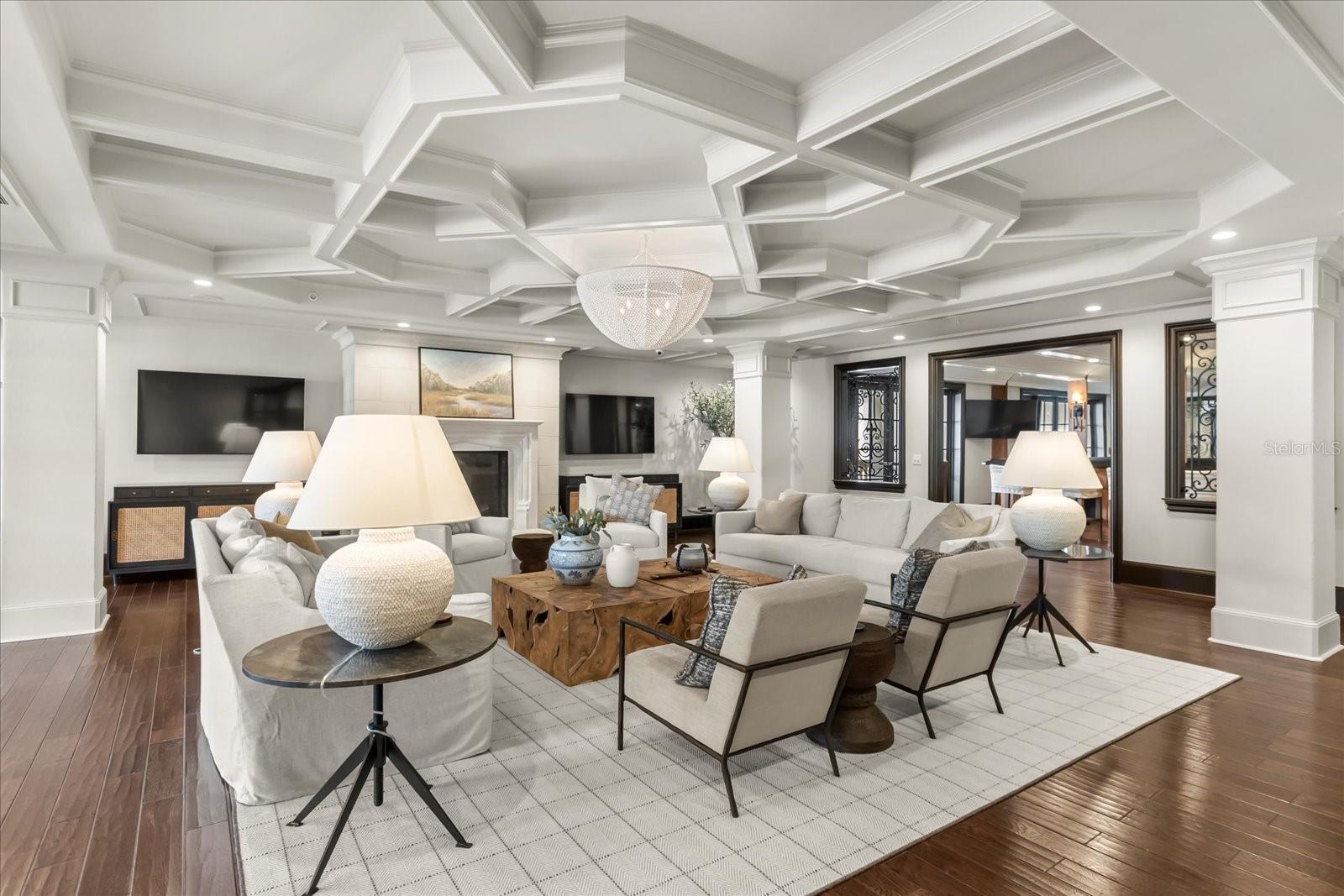 TROVILLION CONDO - Residential