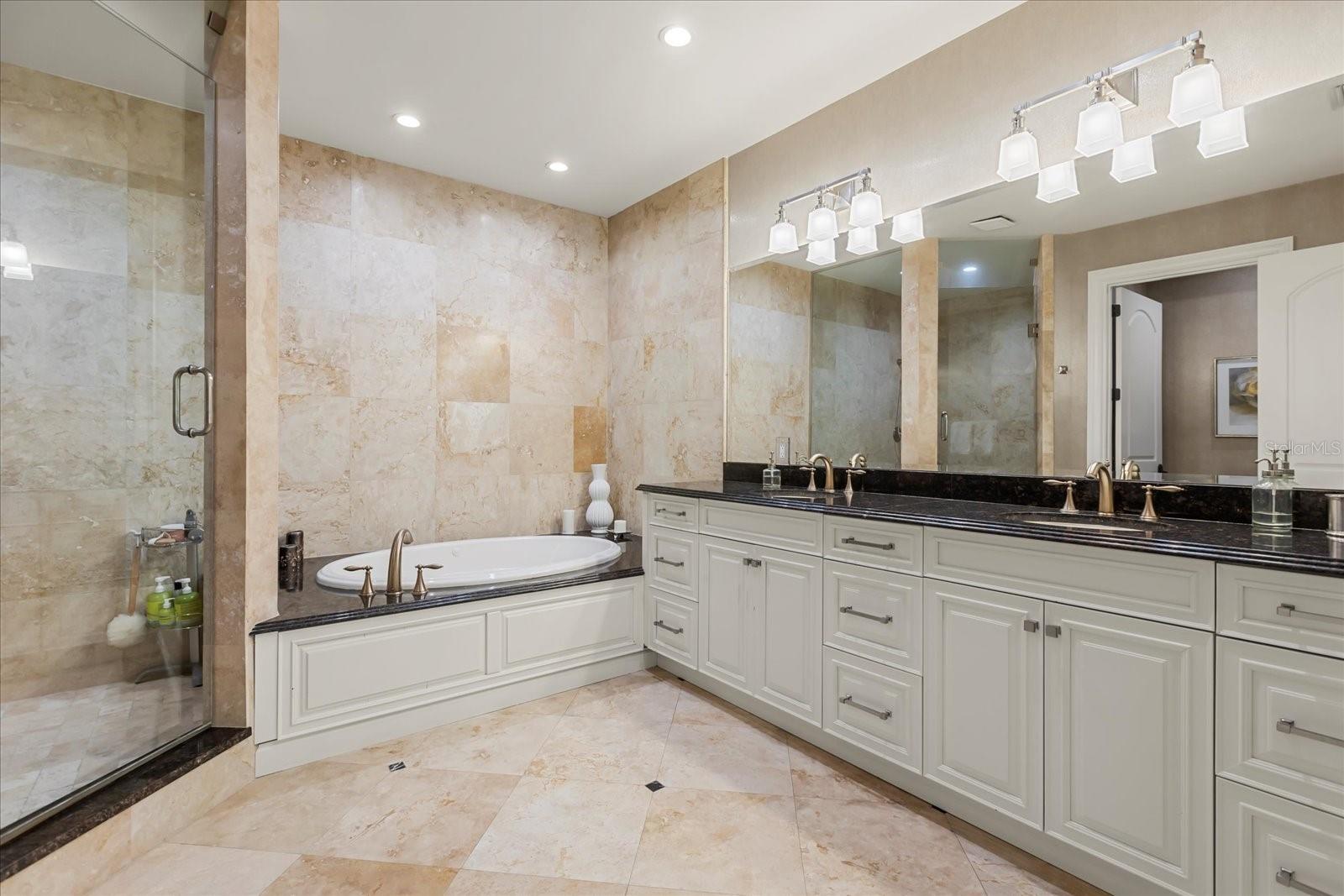 TROVILLION CONDO - Residential