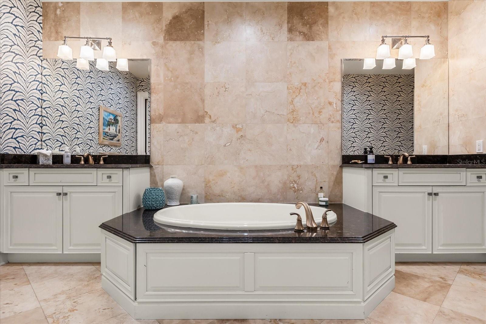 TROVILLION CONDO - Residential