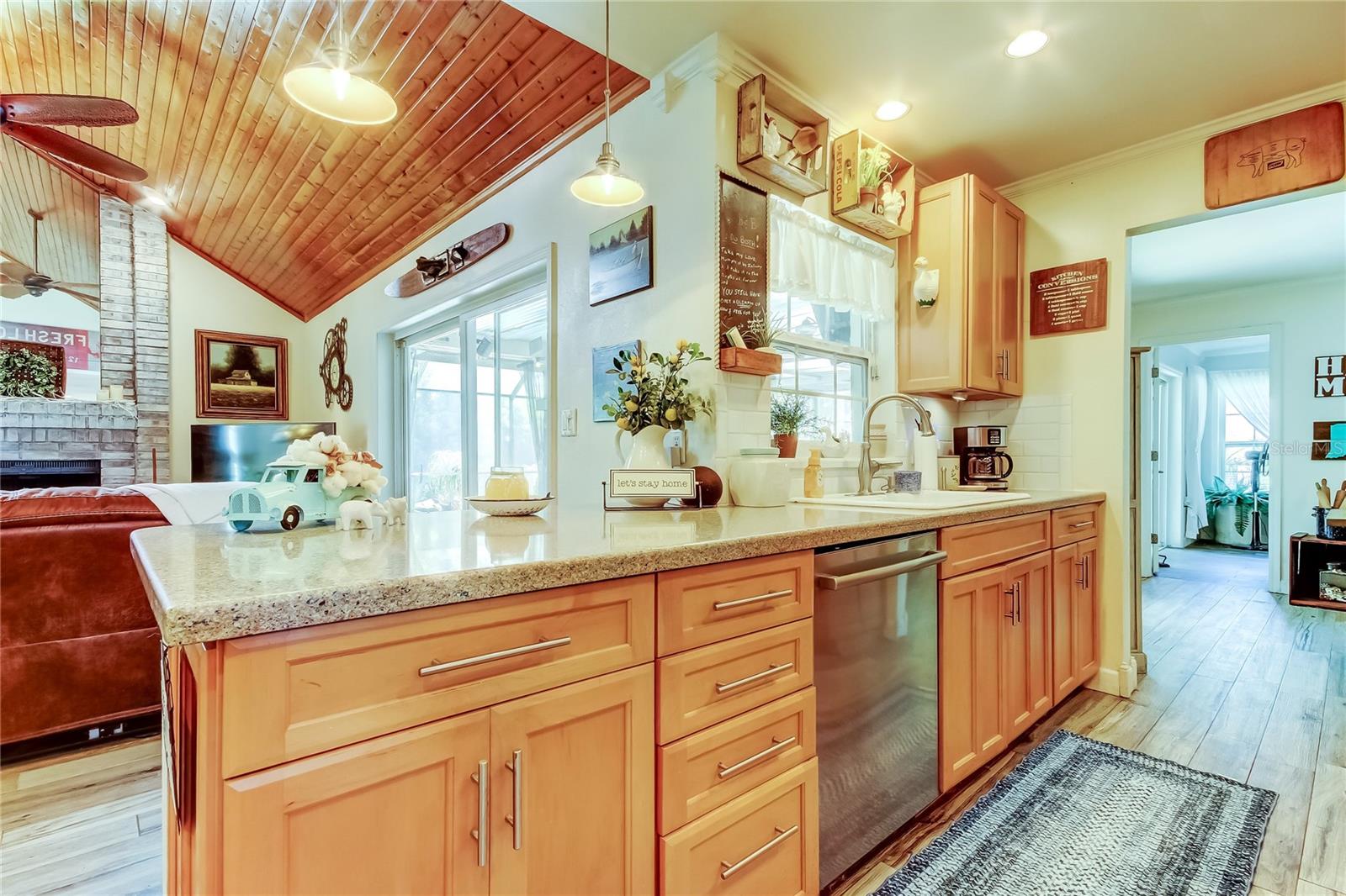 SAND BAY - Residential