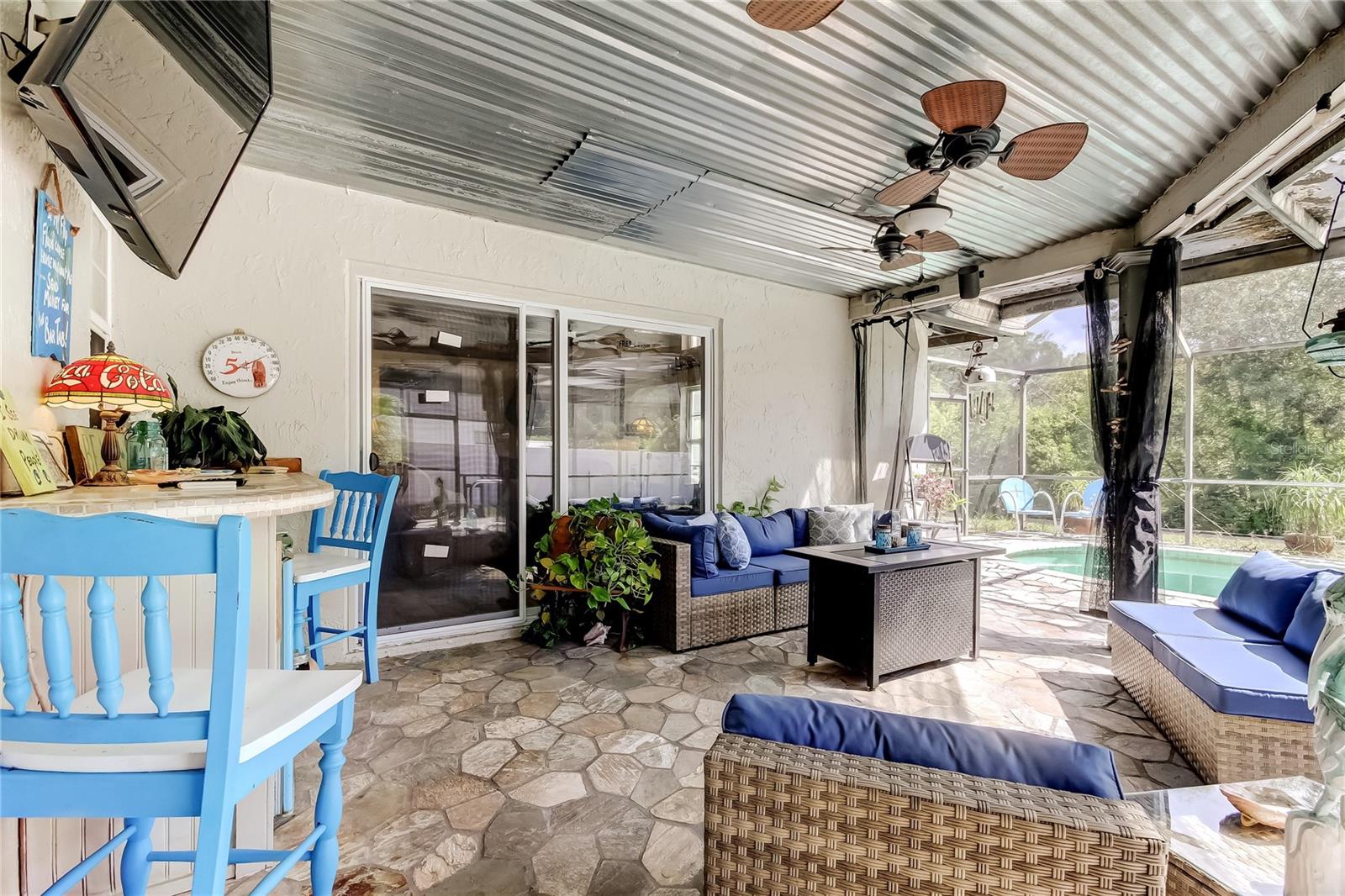 SAND BAY - Residential