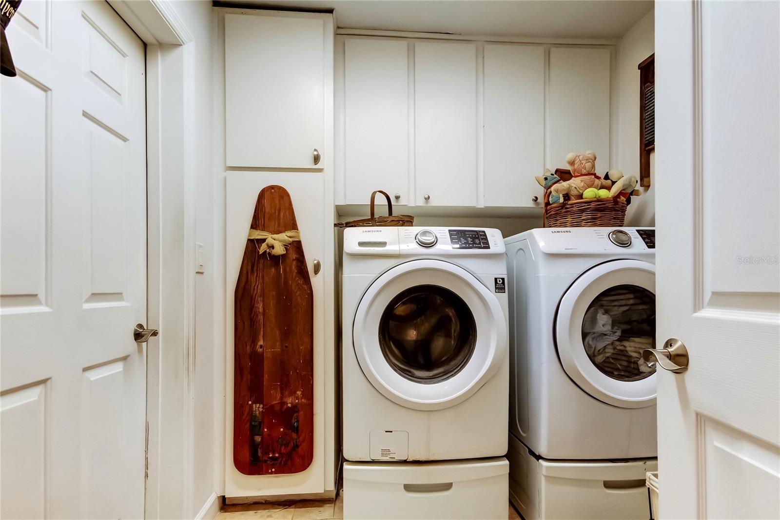 SAND BAY - Residential