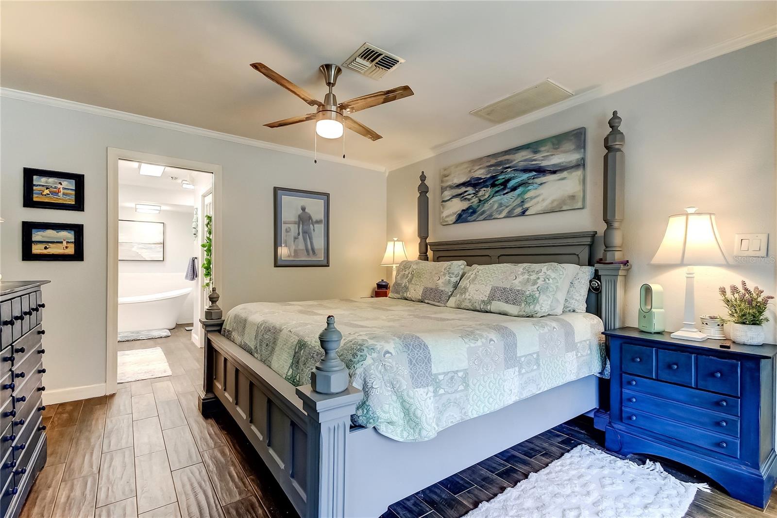 SAND BAY - Residential