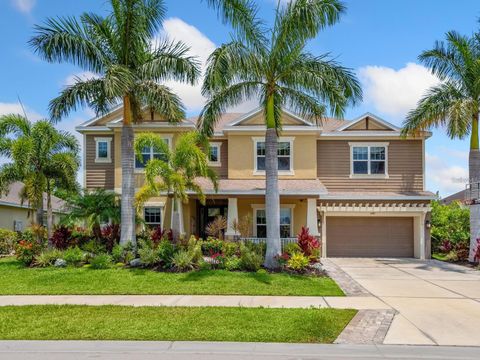 Photo of 5742 Hydrangea Circle, Sarasota, FL 34238 (MLS # A4645921)