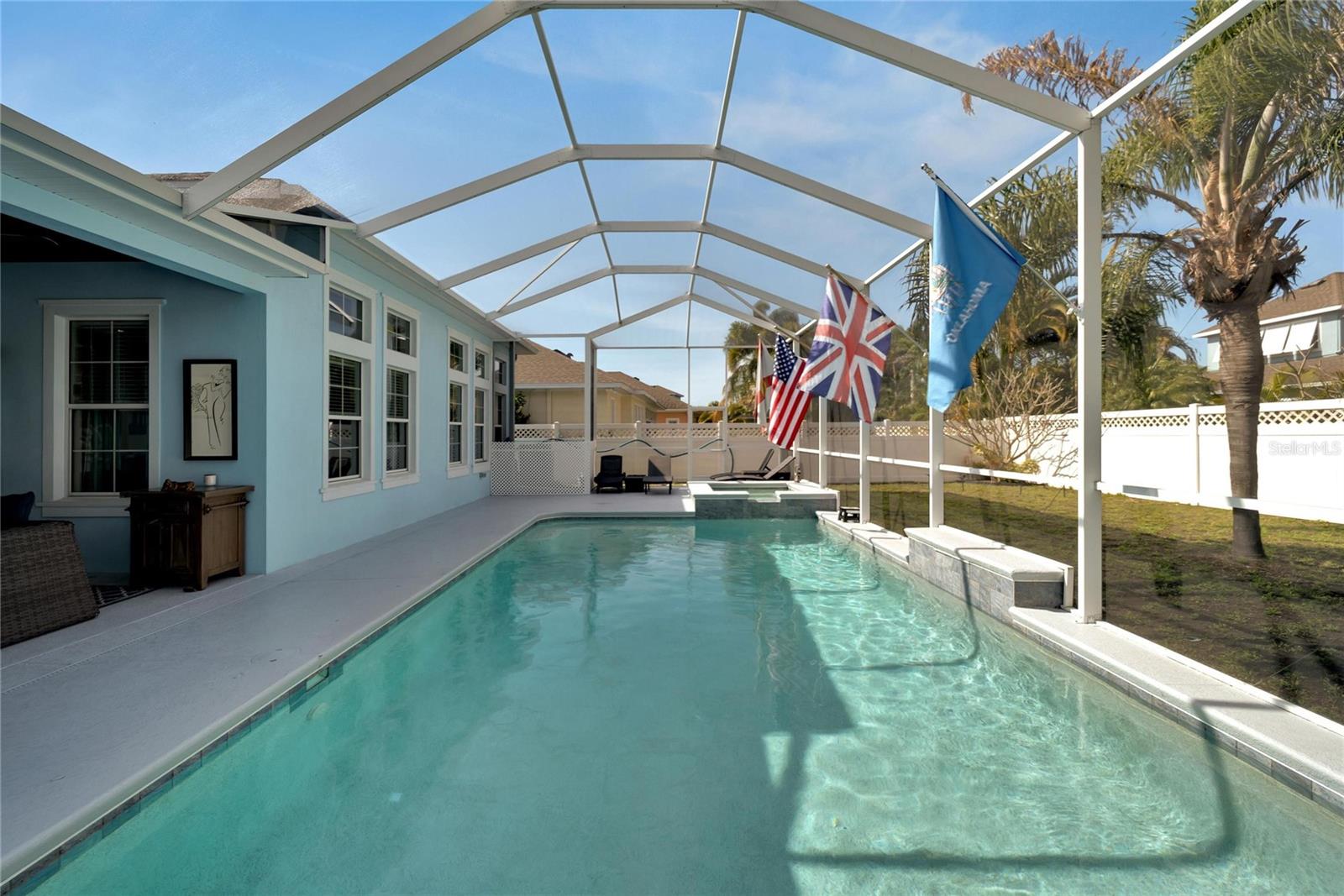527 MANNS HARBOR DRIVE