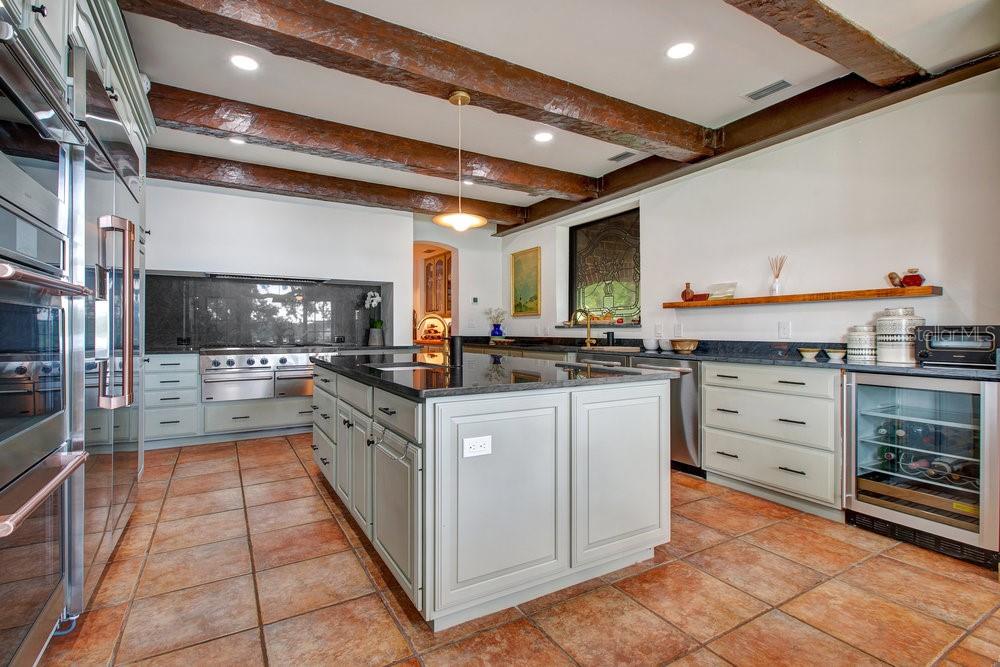 IVANHOE PARK - Residential