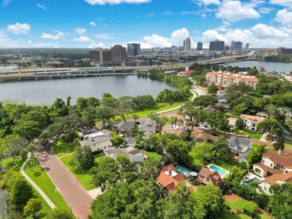 IVANHOE PARK - Residential