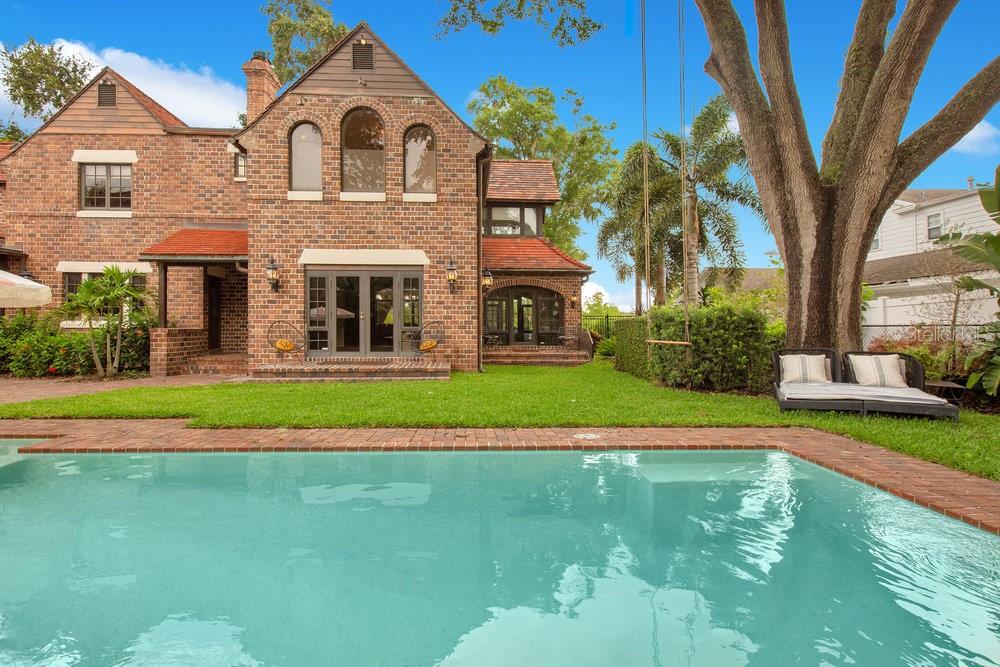 IVANHOE PARK - Residential