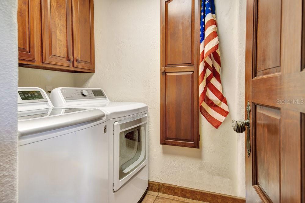 IVANHOE PARK - Residential