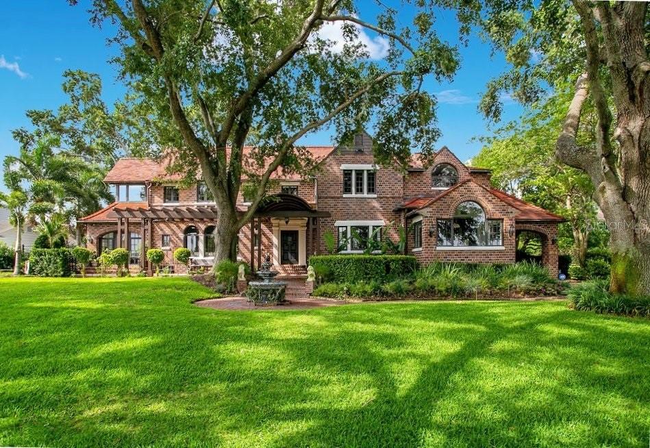 IVANHOE PARK - Residential