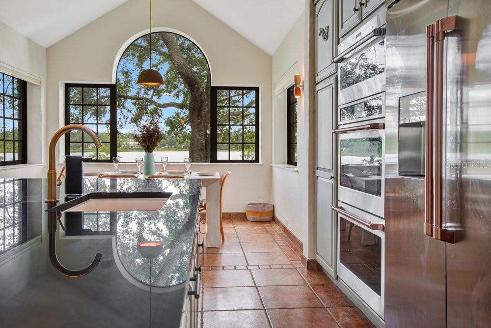 IVANHOE PARK - Residential