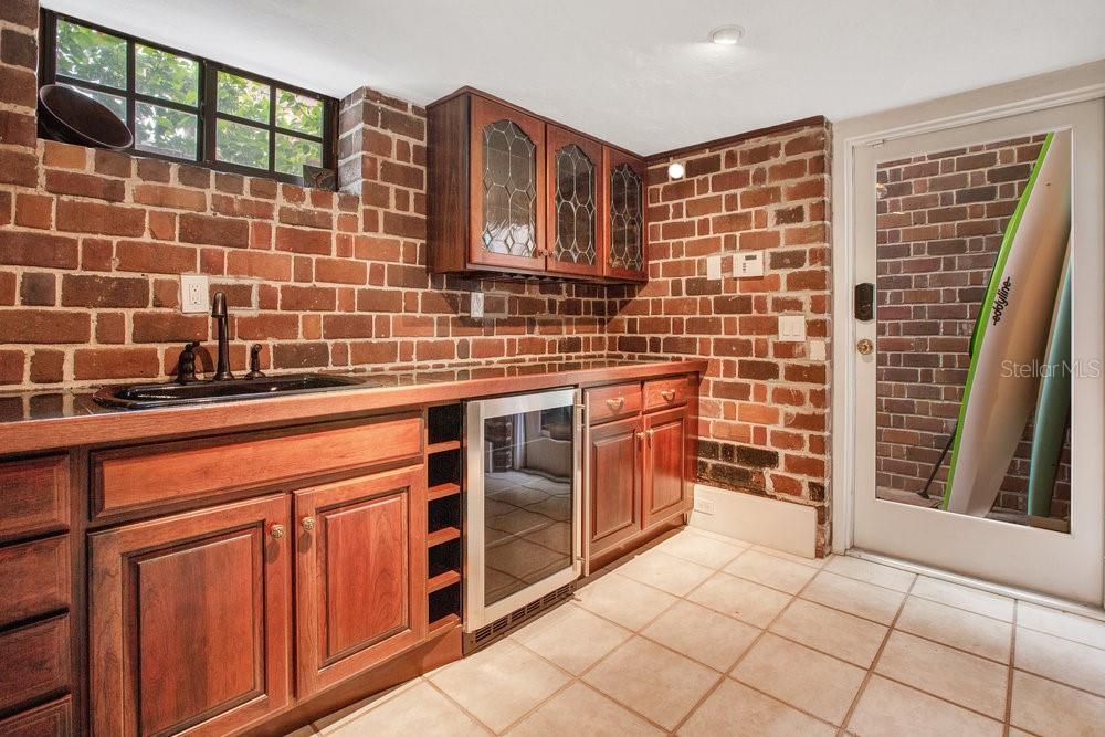 IVANHOE PARK - Residential