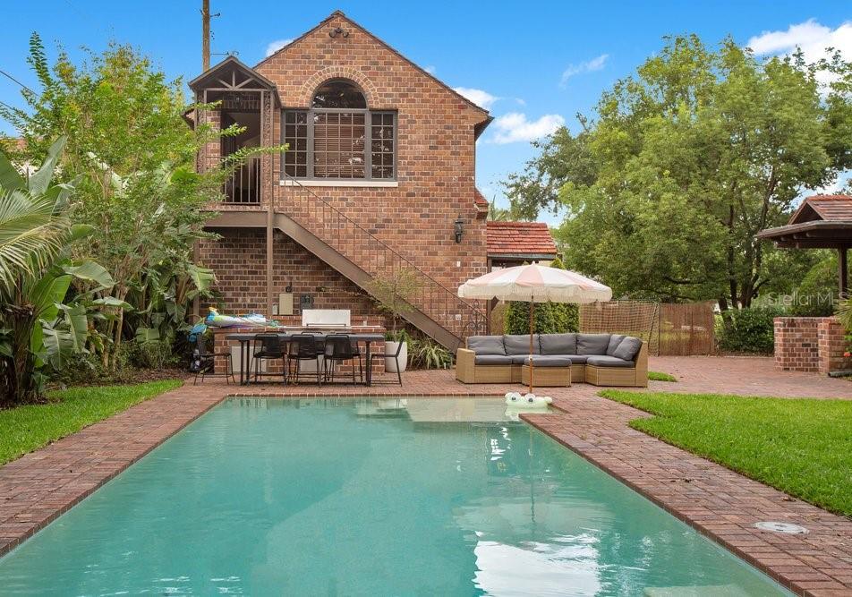 IVANHOE PARK - Residential