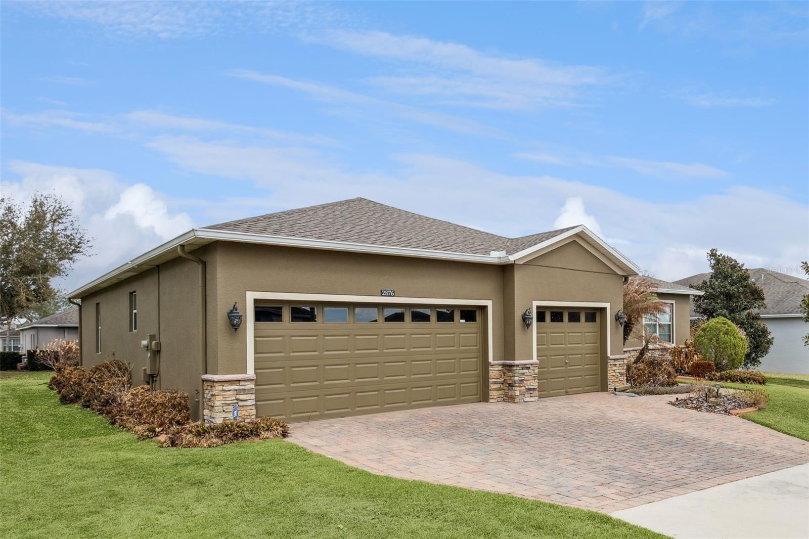 2876 SANDY CAY STREET