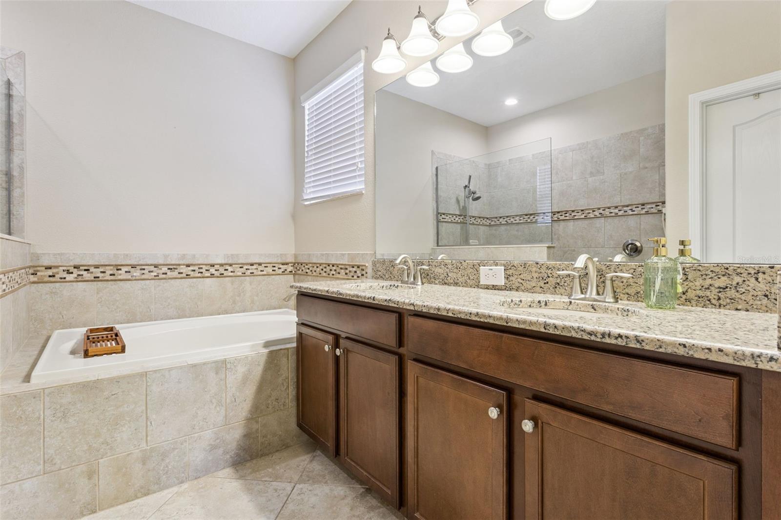 HERITAGE HILLS PH 01 - Residential