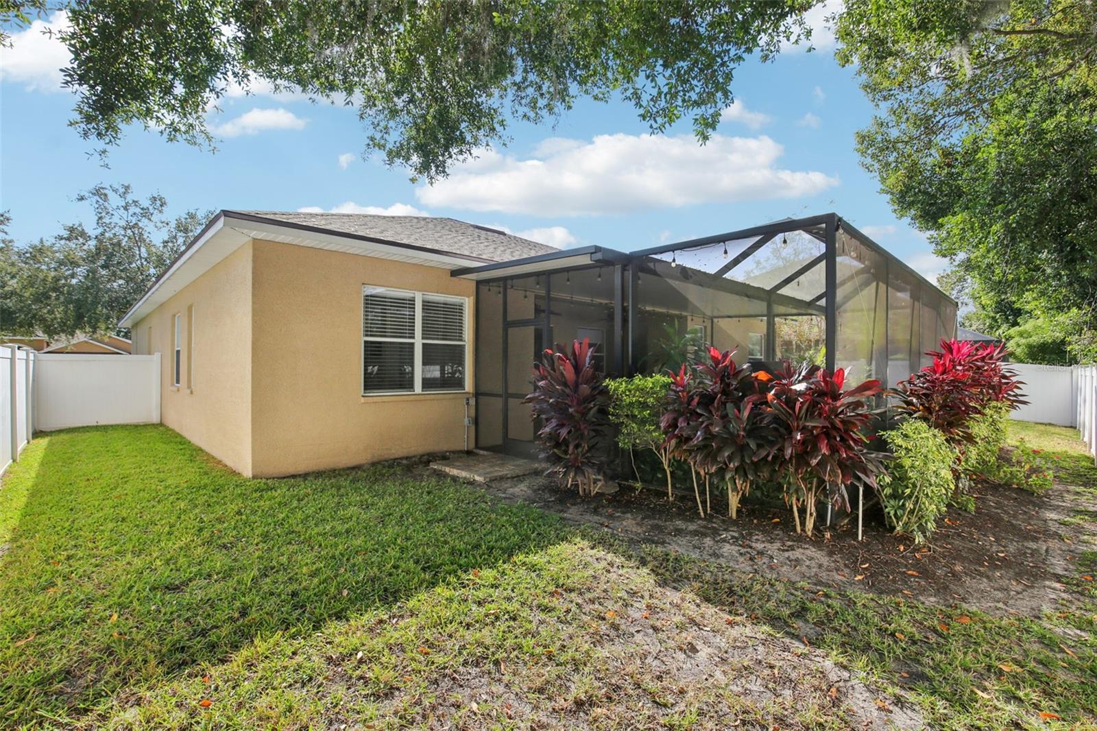 RIDGE CREST SUB UNITS - Residential