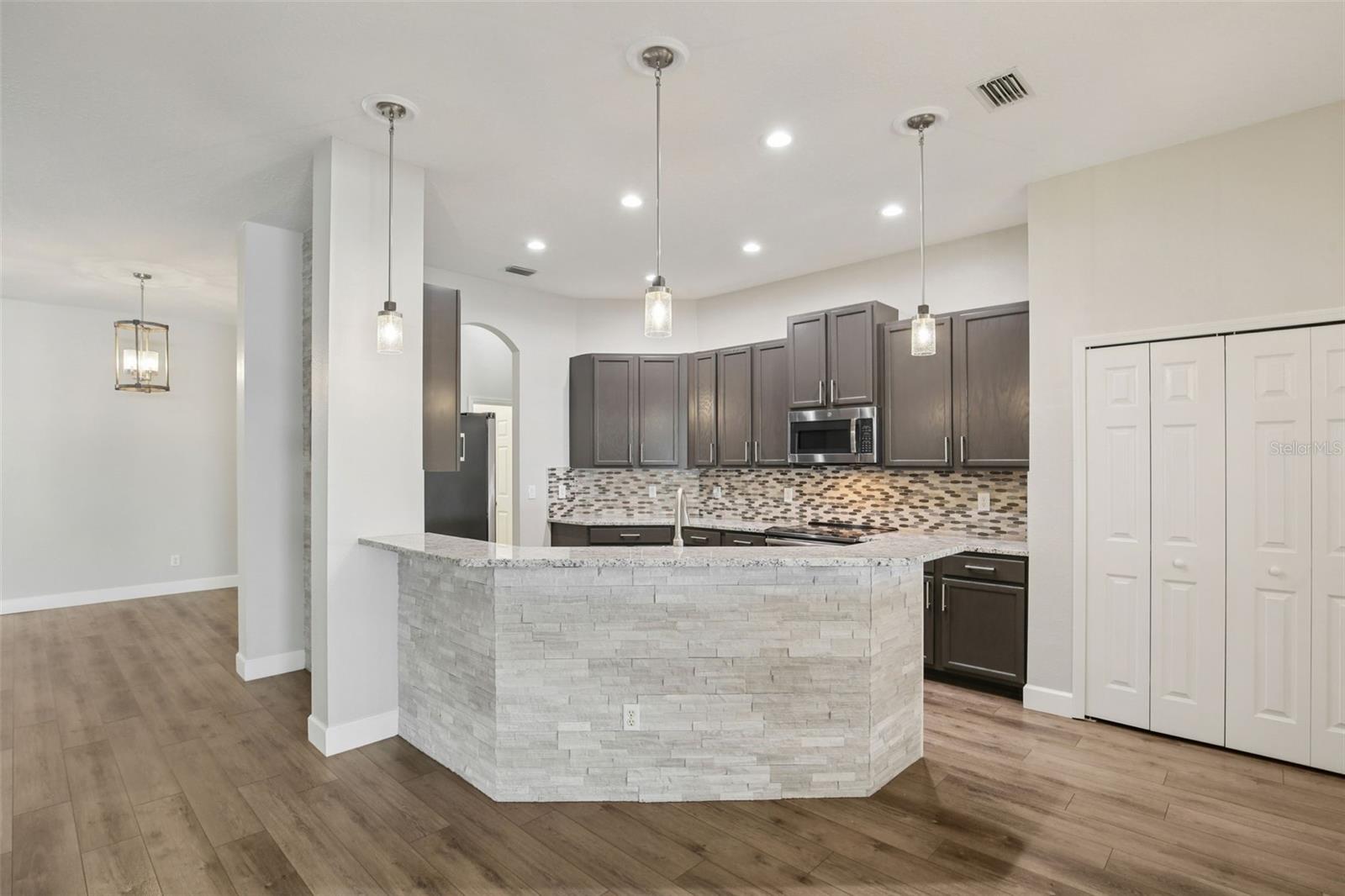 RIDGE CREST SUB UNITS - Residential