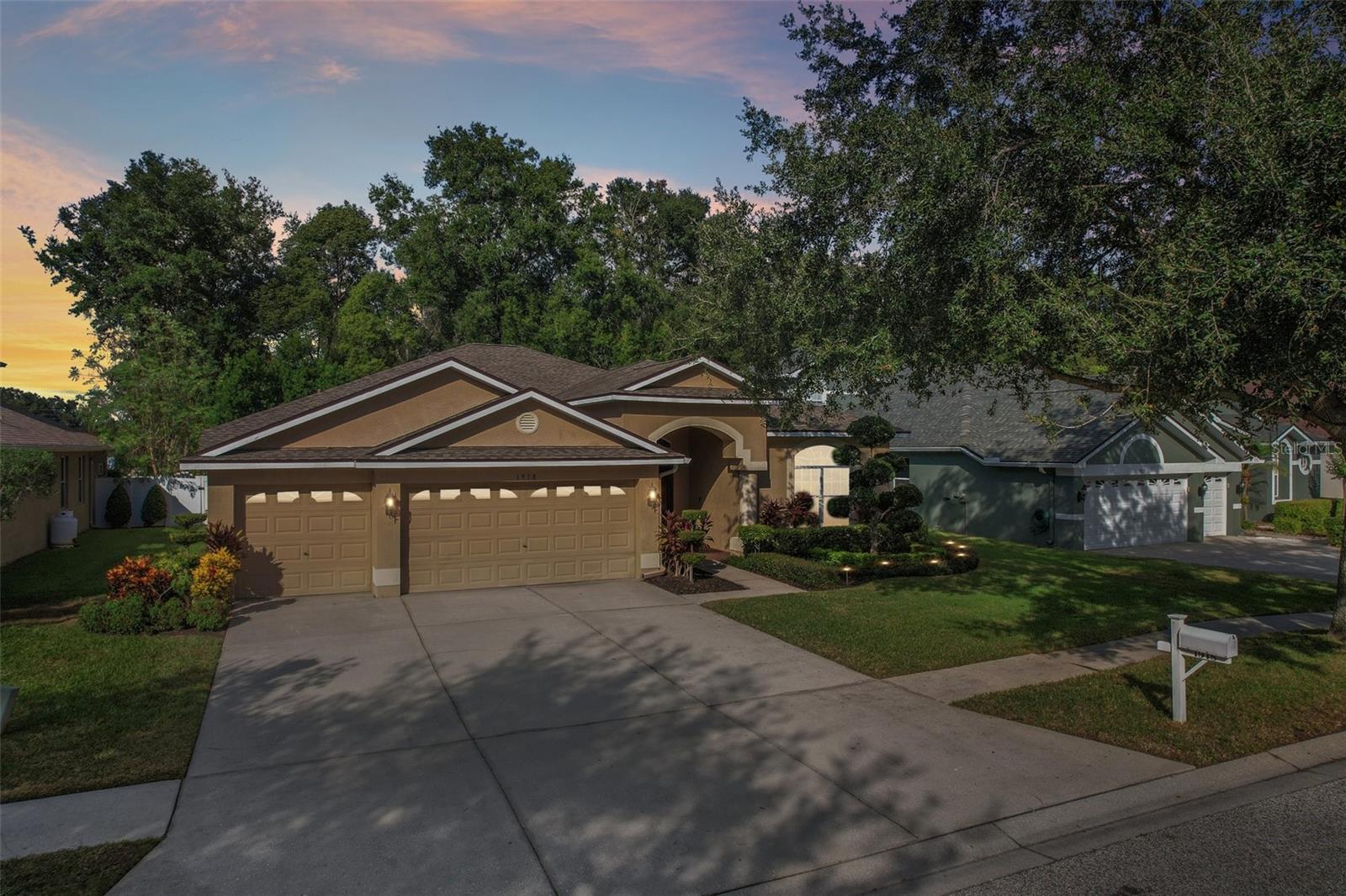 RIDGE CREST SUB UNITS - Residential