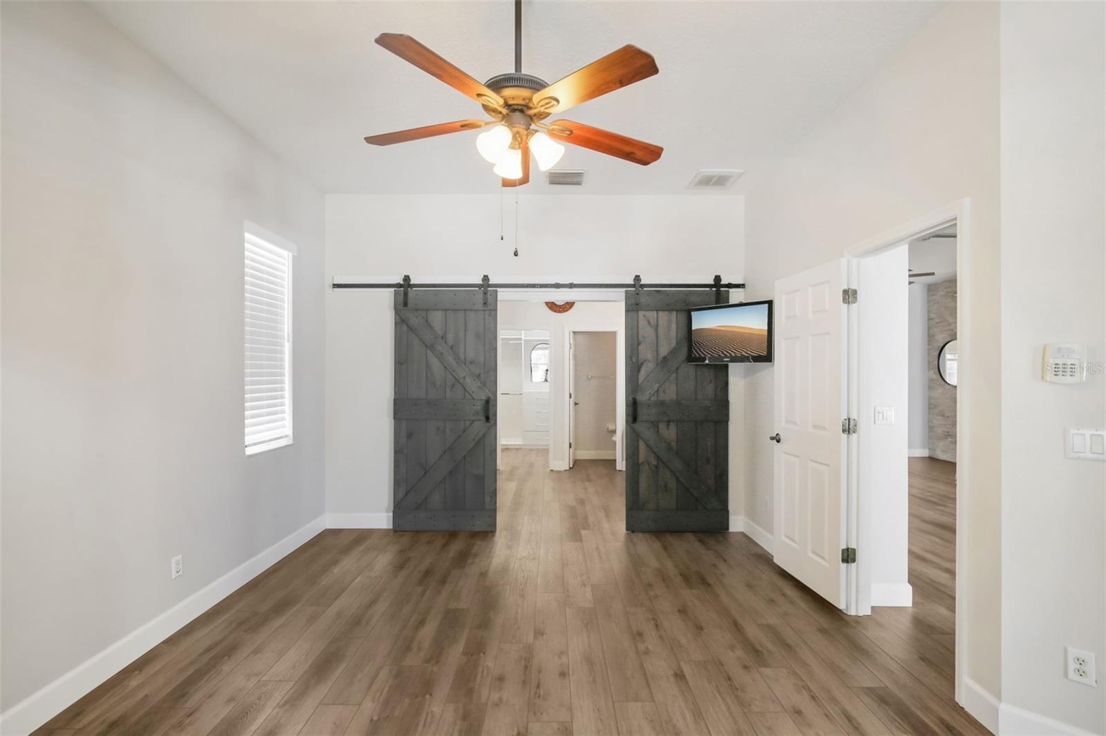 RIDGE CREST SUB UNITS - Residential