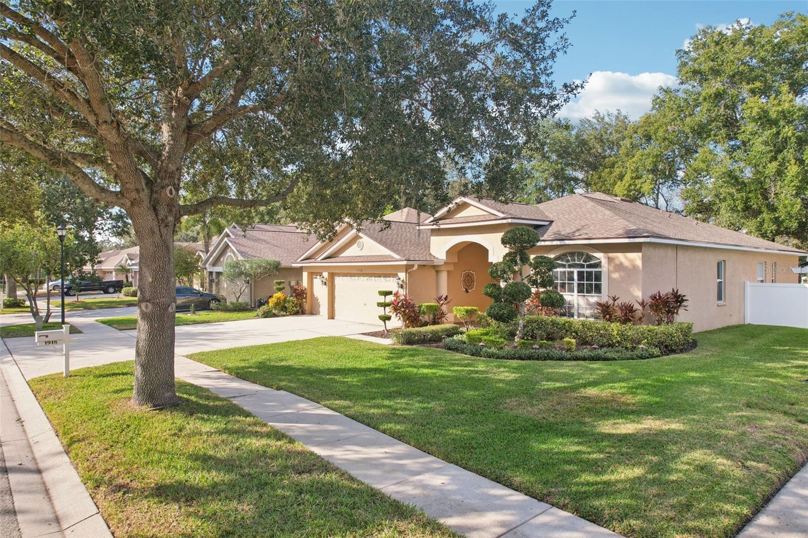 RIDGE CREST SUB UNITS - Residential