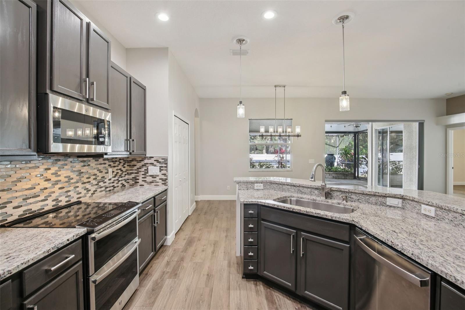 RIDGE CREST SUB UNITS - Residential