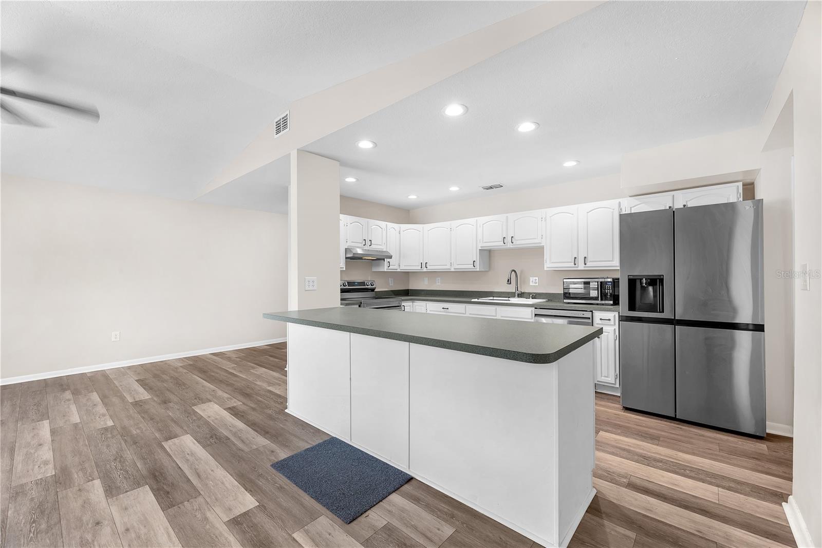 RIVERVIEW CREST UNIT 1 - Residential