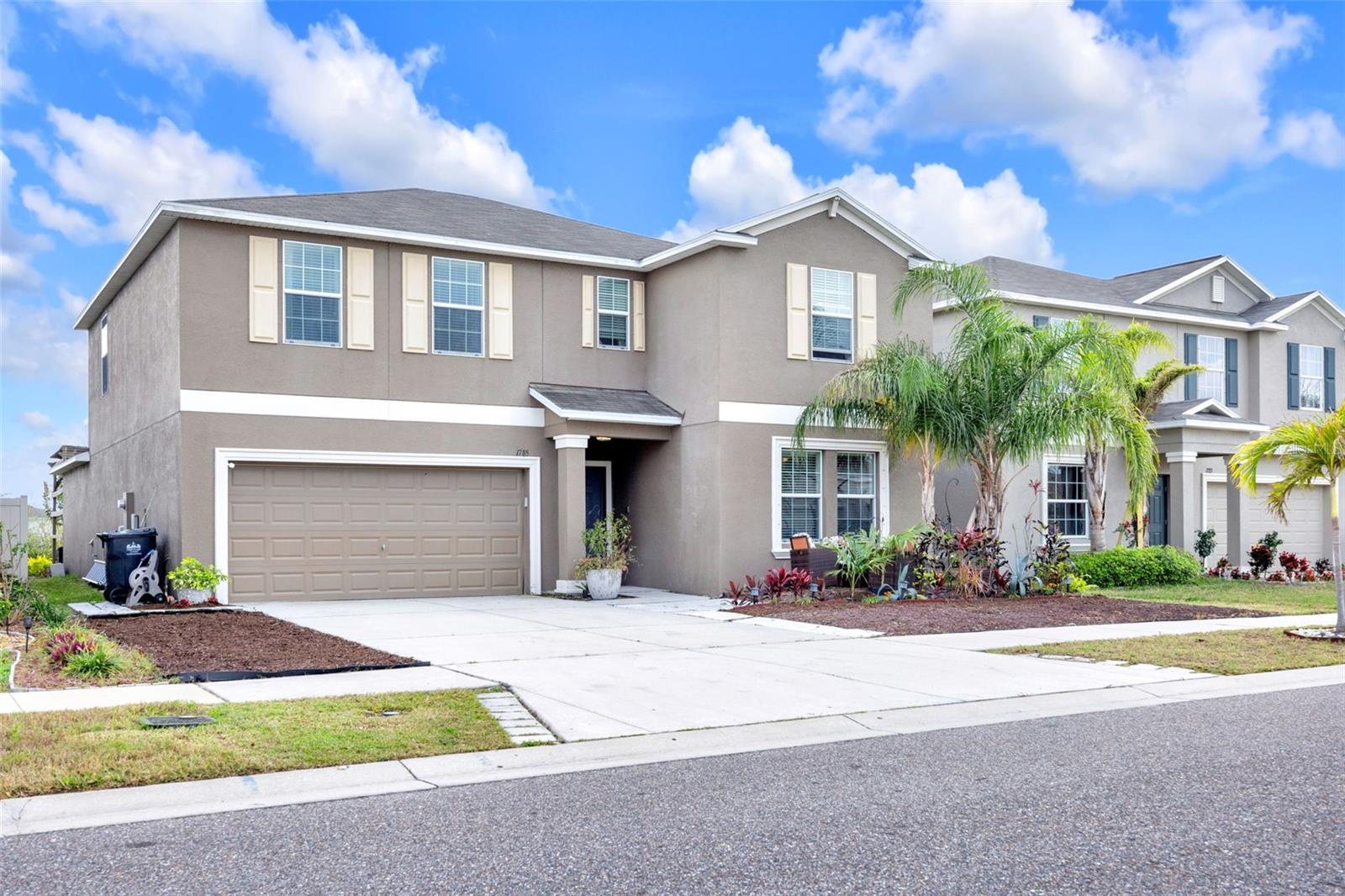1785 BROAD WINGED HAWK DRIVE