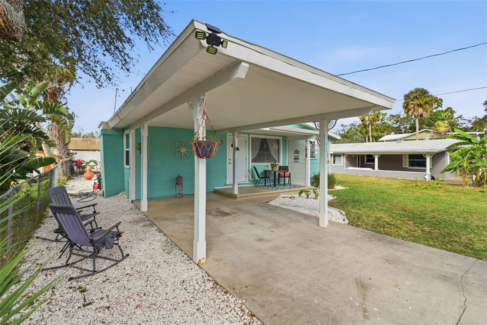 14235 CLAMSHELL LANE