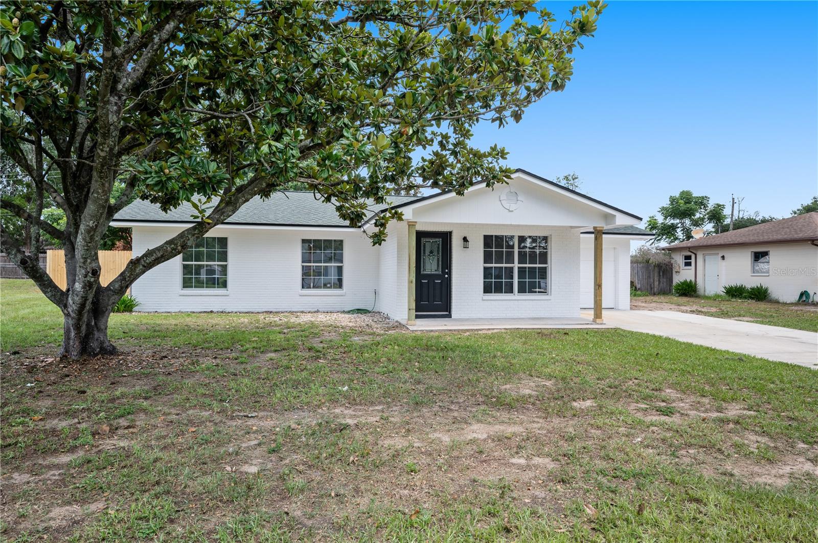 4052 LANA DRIVE