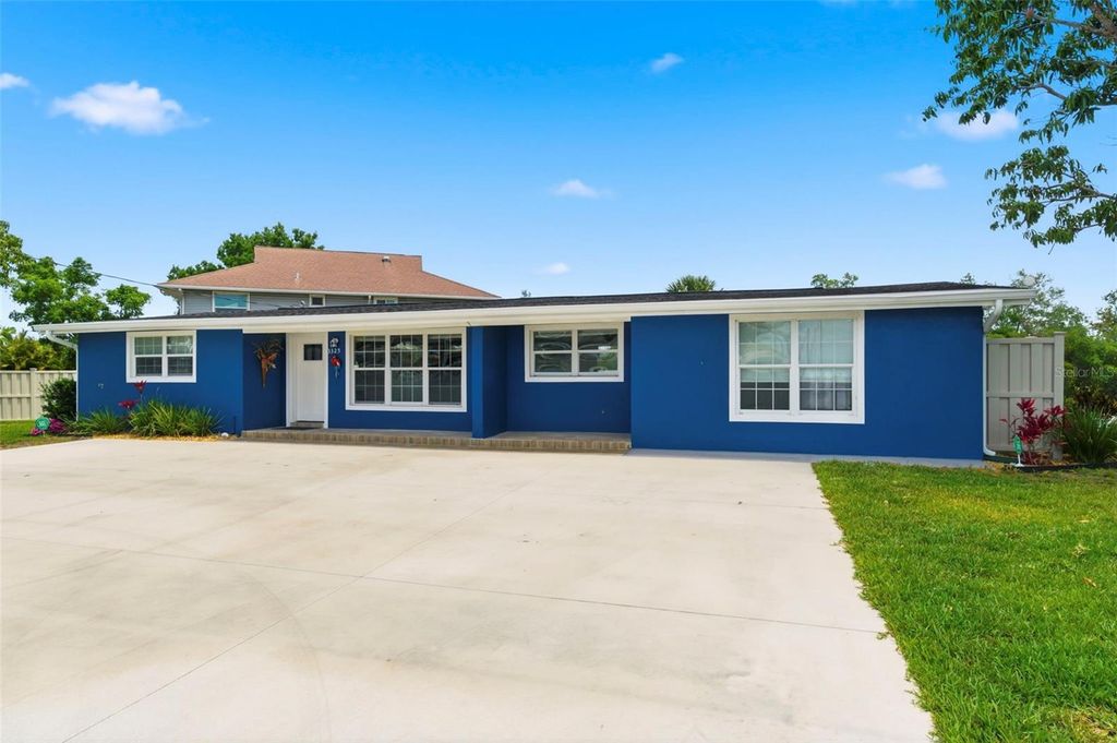 Photo of 3325 W Shell Point Road, Ruskin, FL 33570 (MLS # TB8506705)