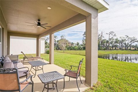 A home in PARRISH