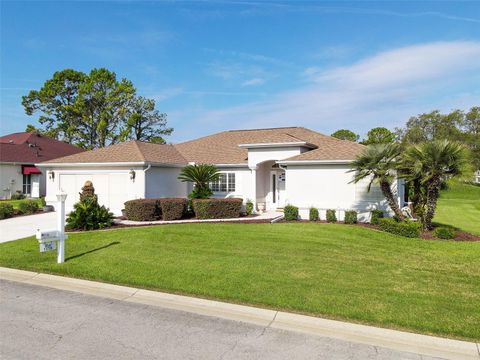 A home in DUNNELLON