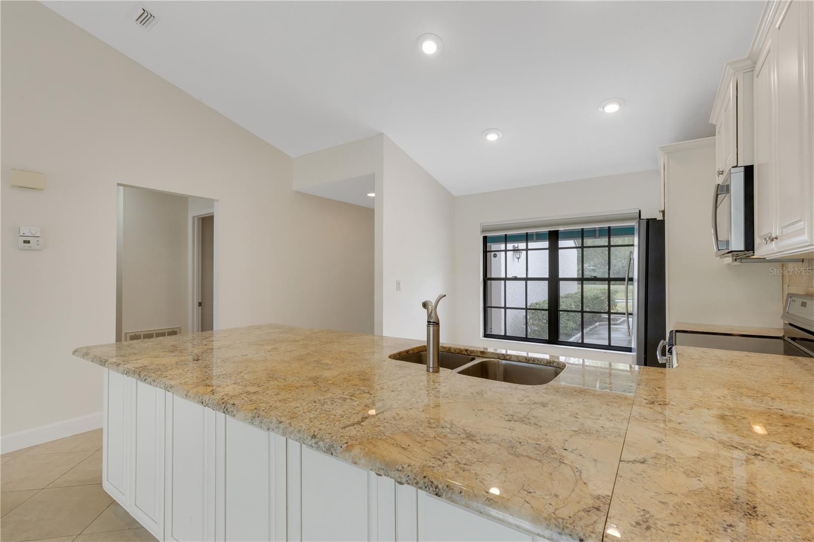 6085 CLUBSIDE DRIVE 7682