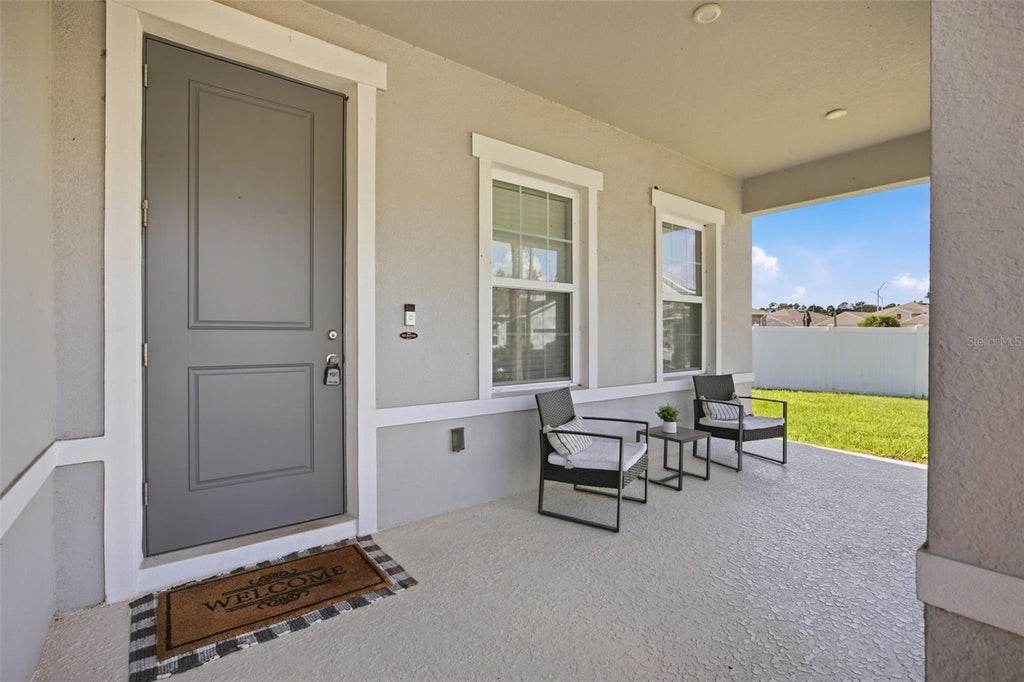 Photo of 264 Siesta Vista Court, Davenport, FL 33896 (MLS # TB8552145)