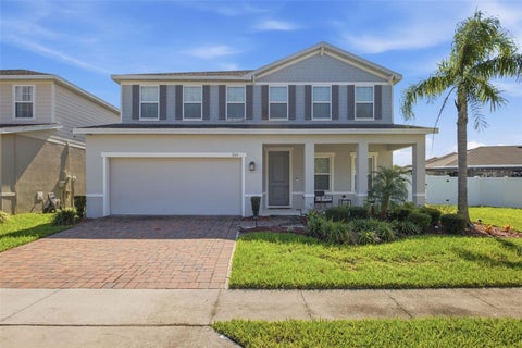 Photo of 264 Siesta Vista Court, Davenport, FL 33896 (MLS # TB8552145)