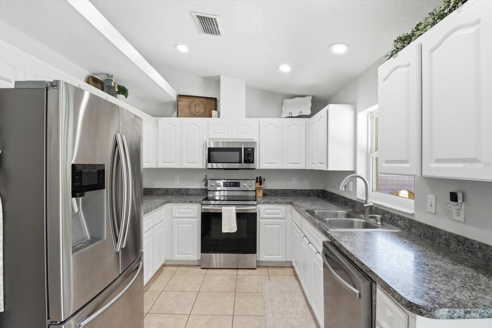 CITRUS SPGS UNIT 22 - Residential