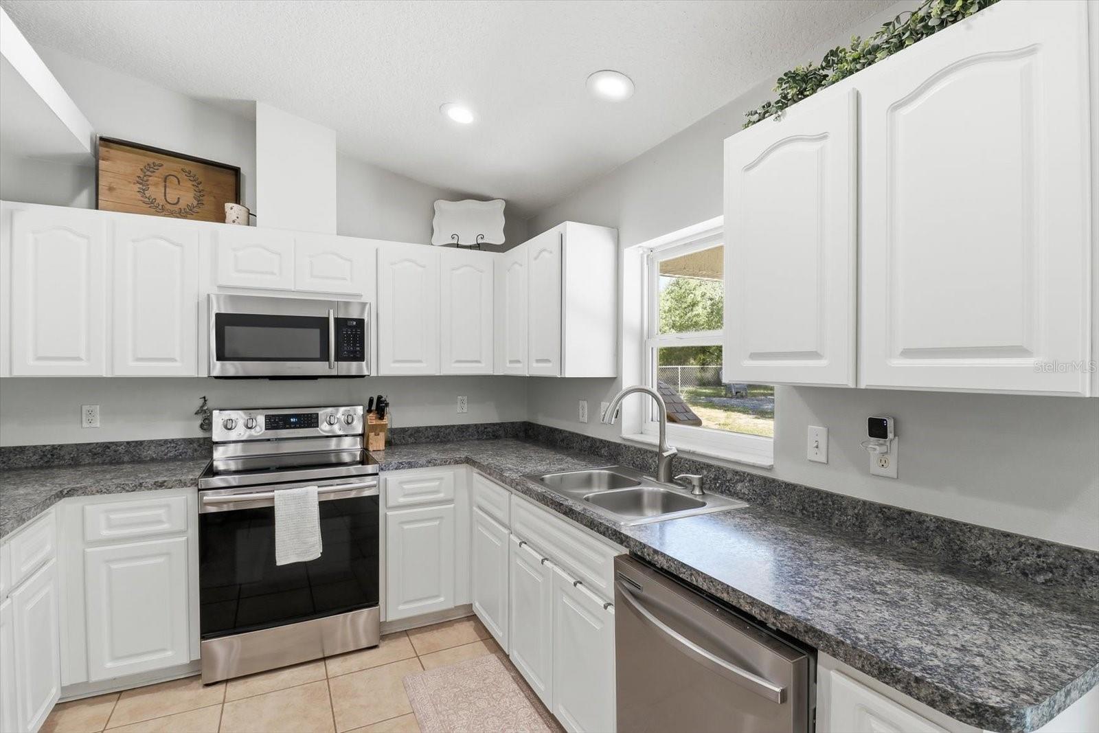 CITRUS SPGS UNIT 22 - Residential