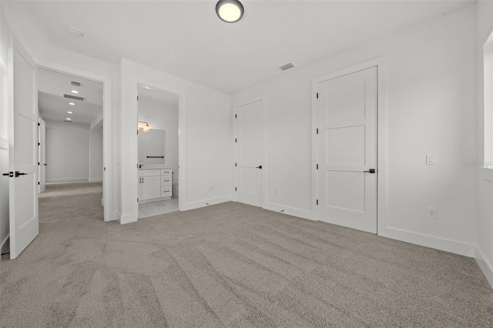 BUTTONWOOD HARBOR - Residential