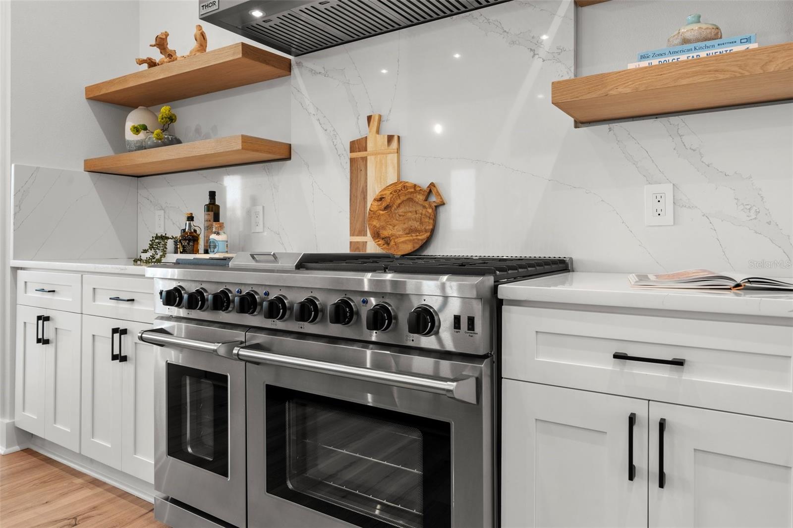 BUTTONWOOD HARBOR - Residential