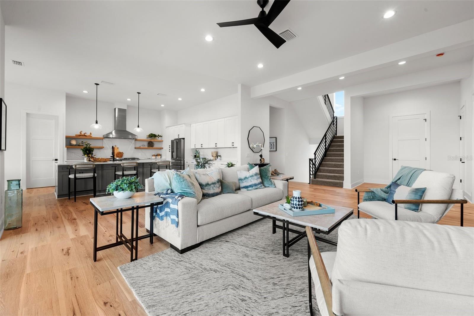 BUTTONWOOD HARBOR - Residential