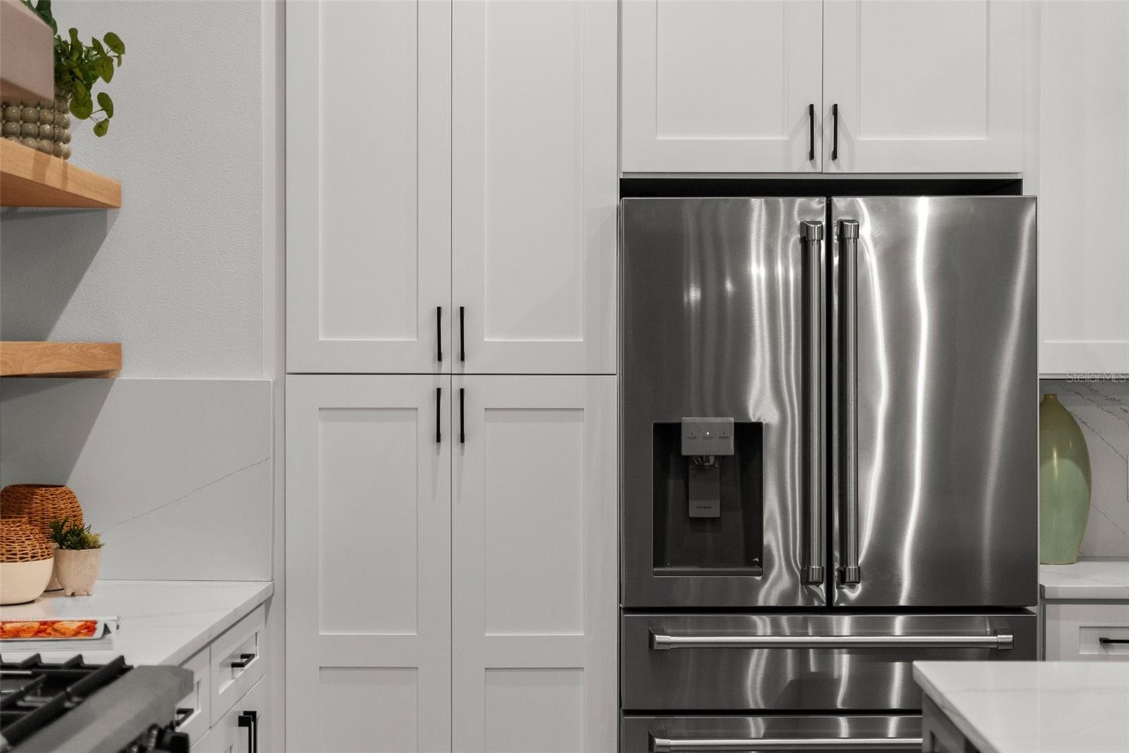 BUTTONWOOD HARBOR - Residential