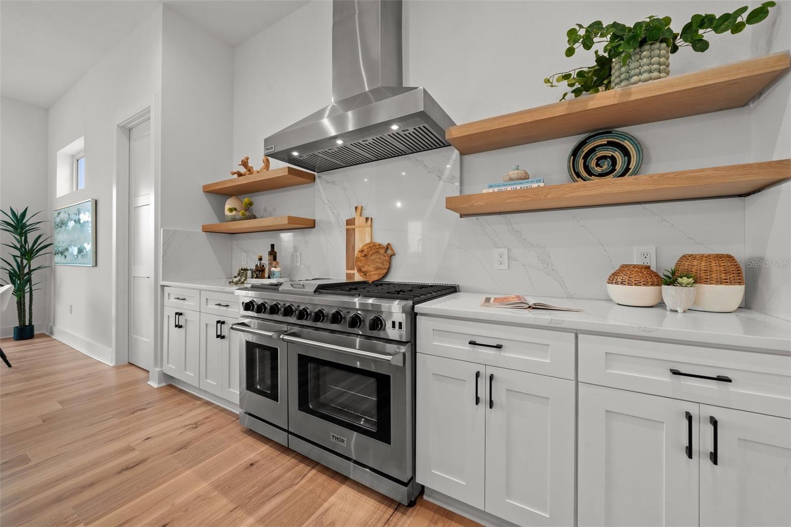 BUTTONWOOD HARBOR - Residential