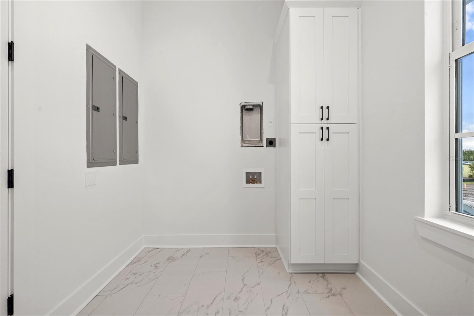 BUTTONWOOD HARBOR - Residential