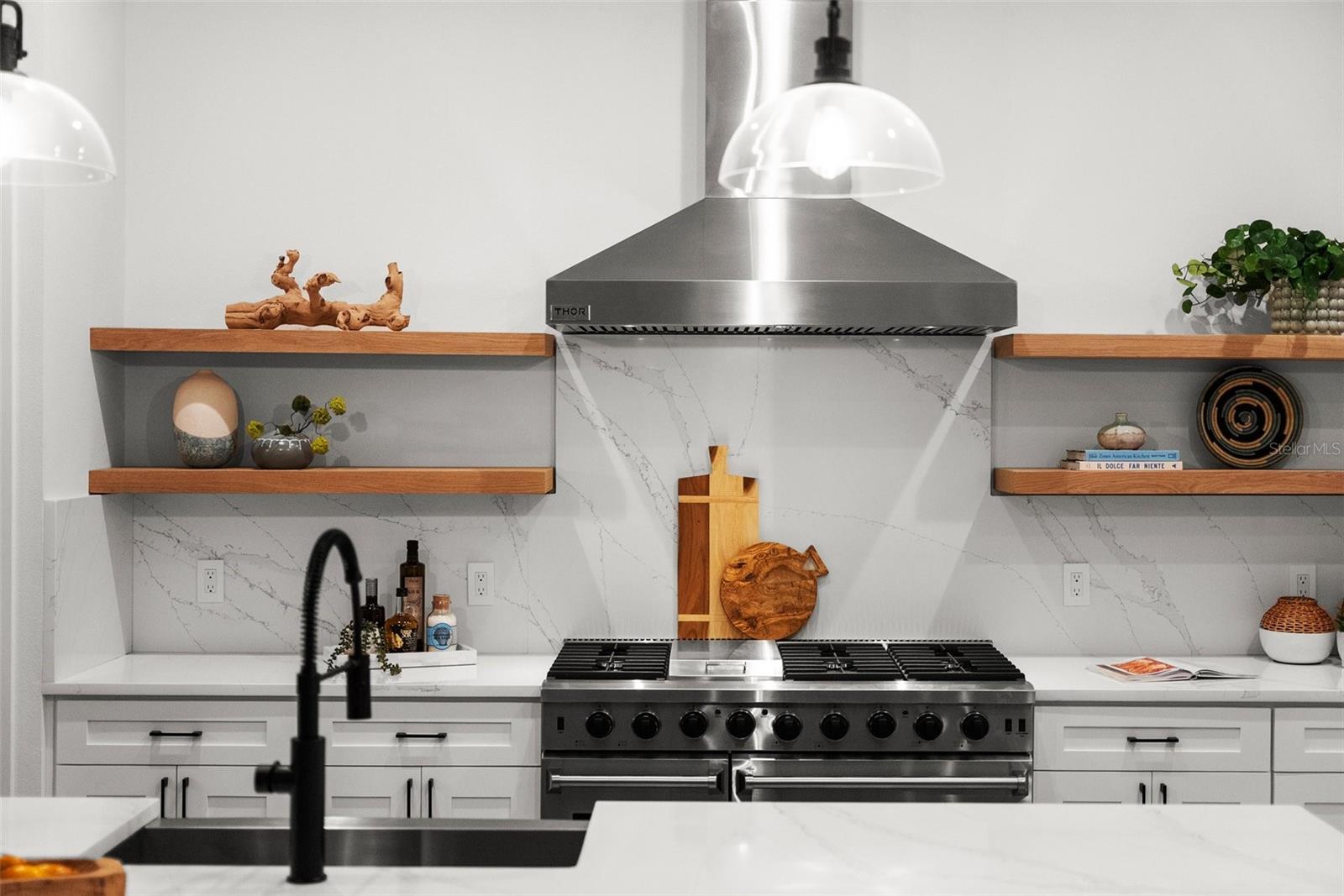 BUTTONWOOD HARBOR - Residential