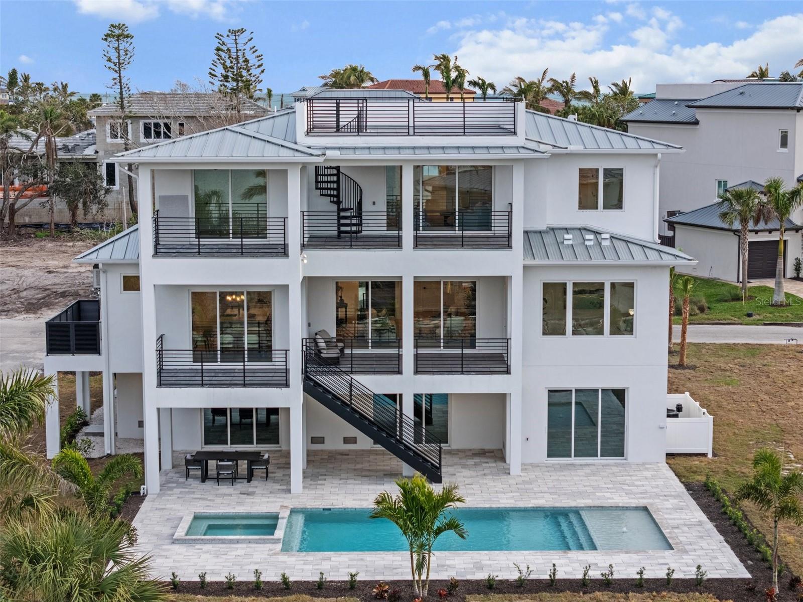 597 BUTTONWOOD DRIVE