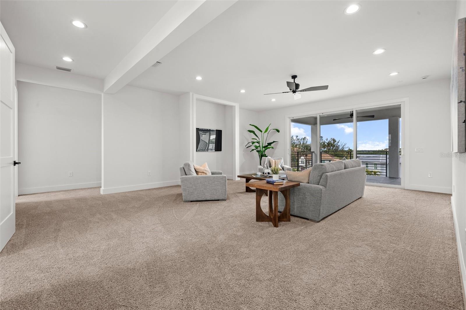 BUTTONWOOD HARBOR - Residential